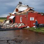 У США десятки людей стали жертвами торнадо