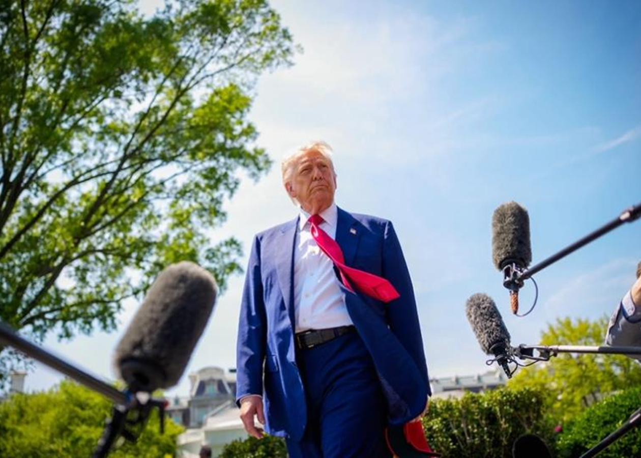 СюжетПідсумки 19.05: Розмова Трампа з Києвом і Москвою