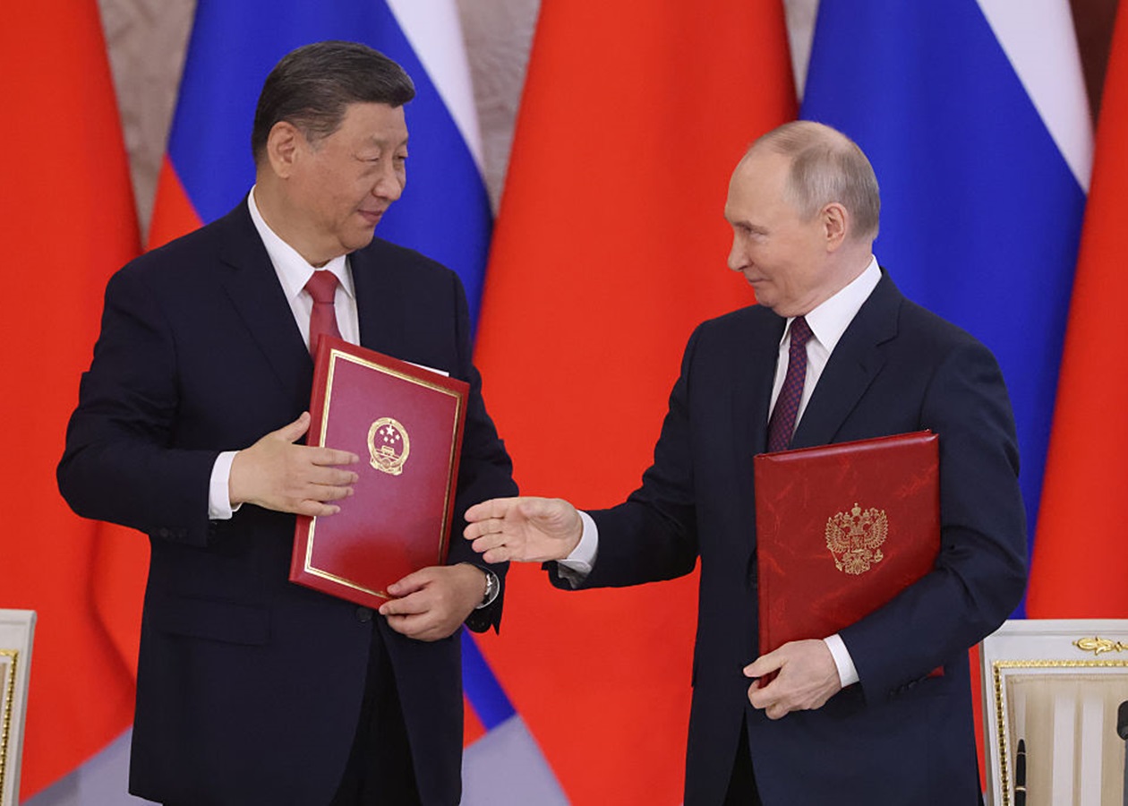 Китай утричі скоротив інвестиції в Росію