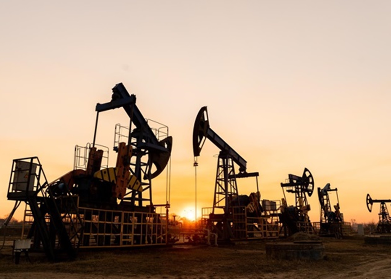 Нафта дорожчає на новинах з Близького Сходу