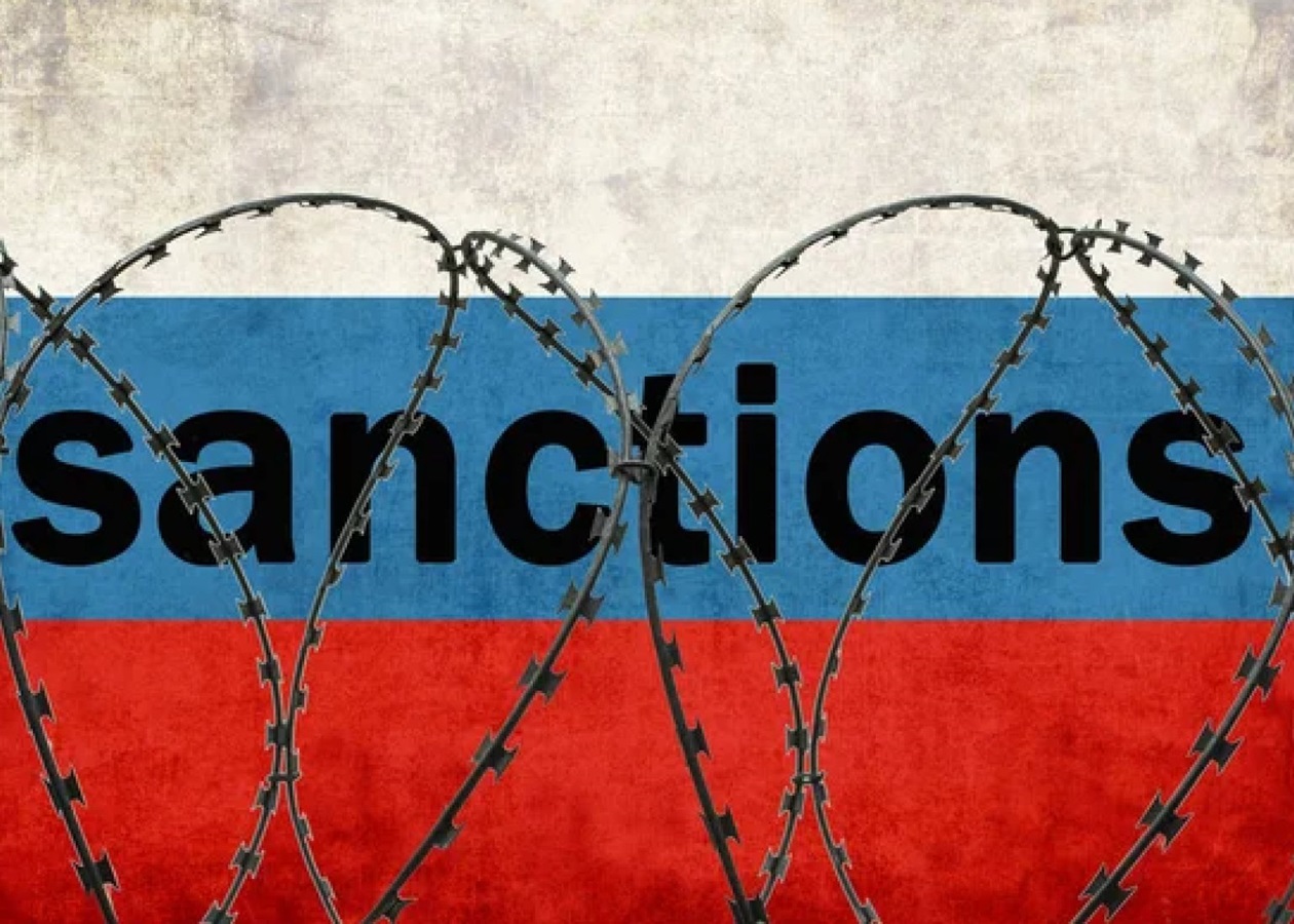 ЄС активно розробляє 18-й пакет санкцій проти РФ. Що він міститиме