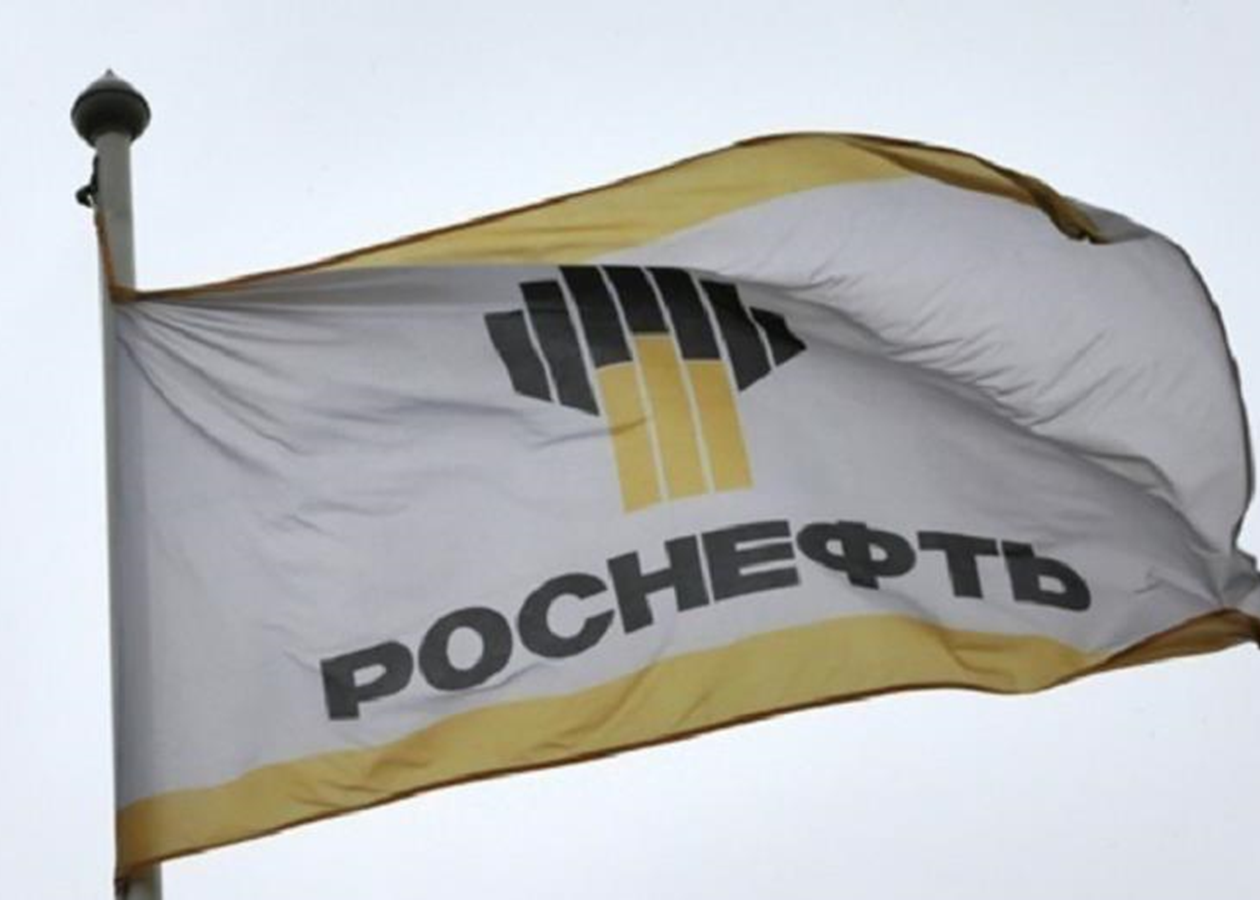 Роснєфть втратила майже 60% прибутку за рік