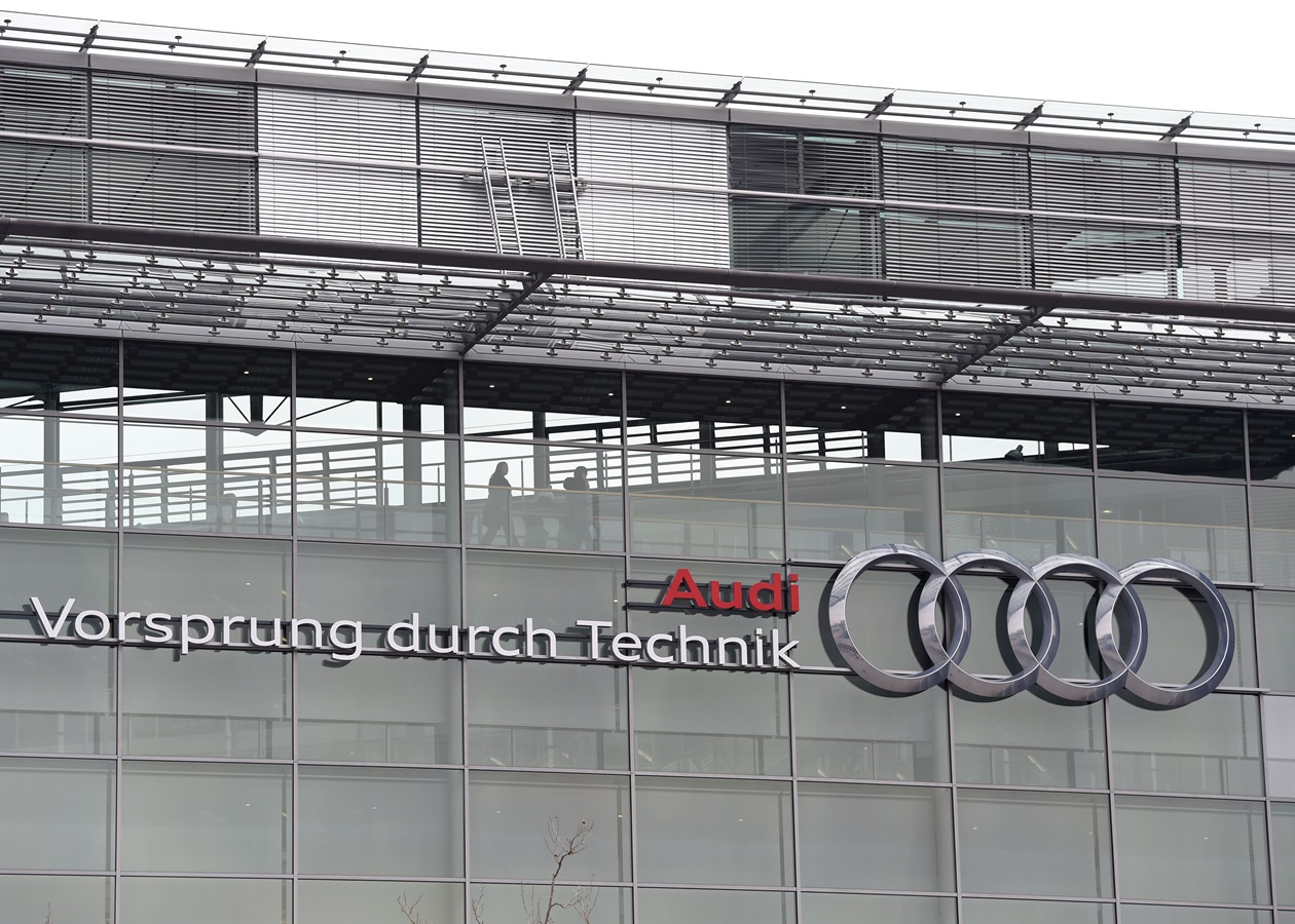 Audi офіційно відмовилася від планів випускати тільки електромобілі