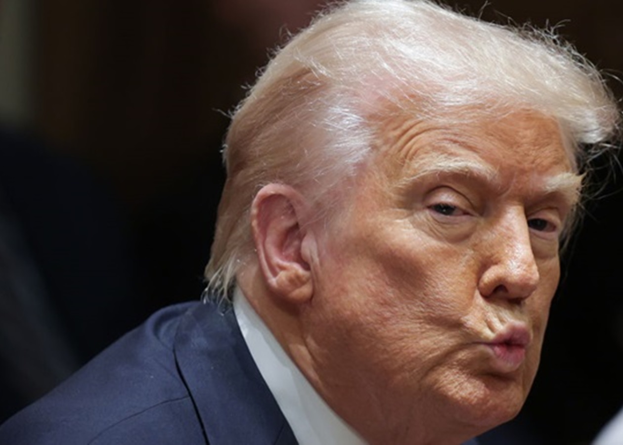 Між Трампом і Медведєвим відбулася заочна перепалка