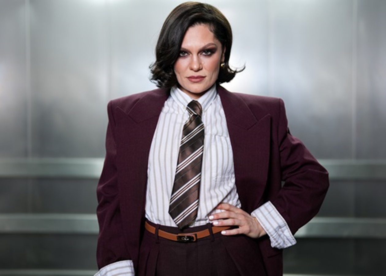 Рак грудей. Jessie J показалася після операції