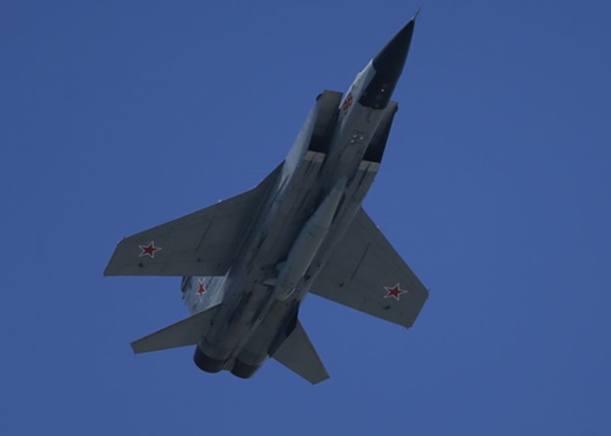 Масована атака на Україну: в Росії злетів МіГ-31К