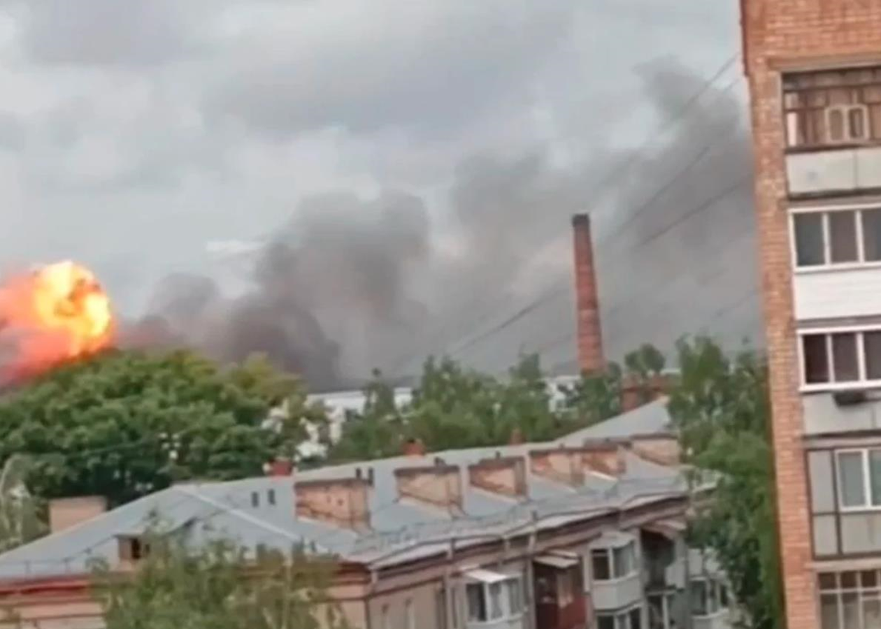 Удар по заводу в Іжевську: РФ заявила про загиблих