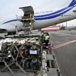 СюжетНемає запасів? Чому США призупинили допомогу Києву