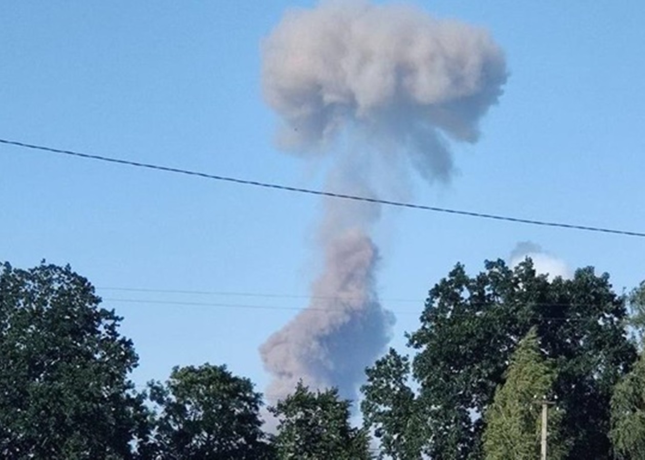 Росіяни втретє атакували дроном Суми, є влучання по медзакладу
