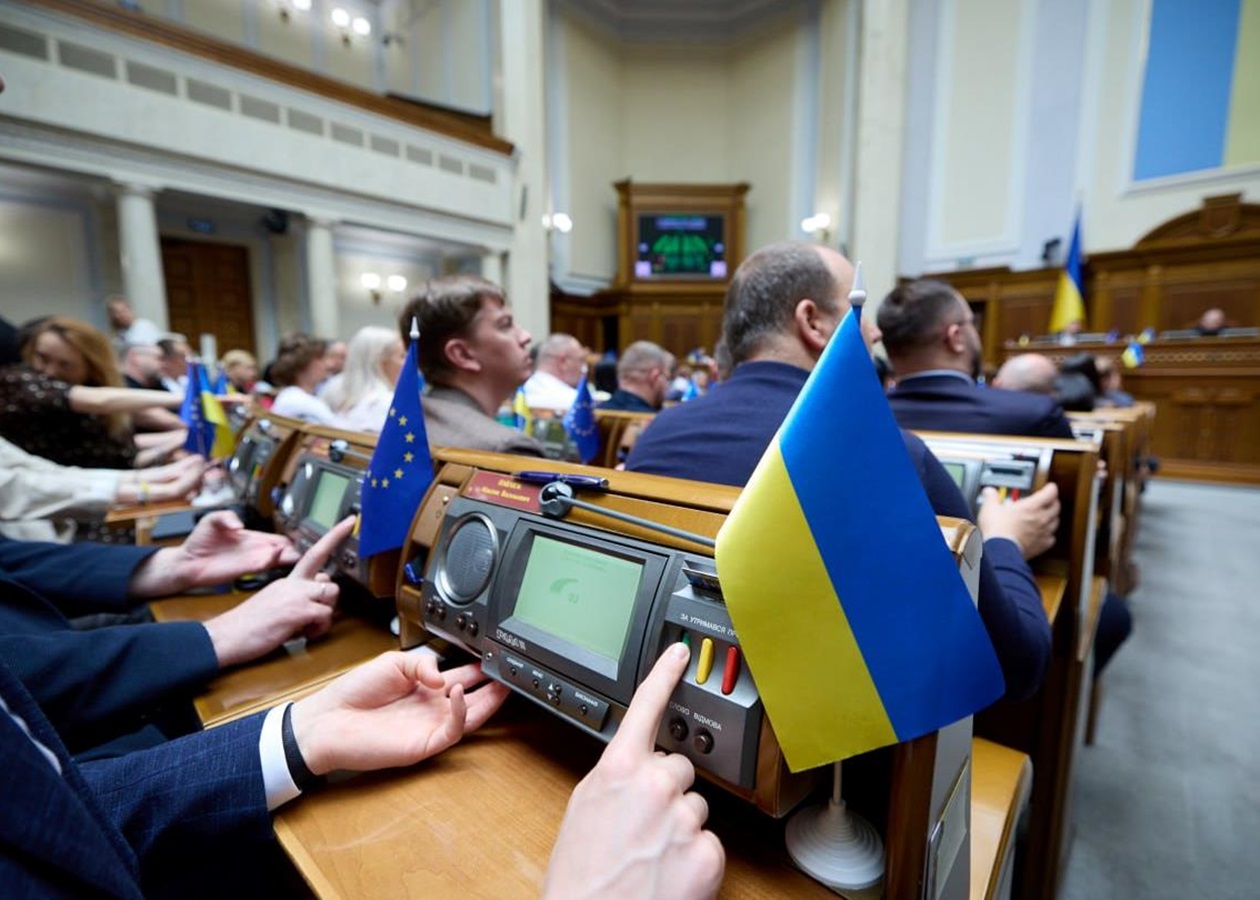 Рада ратифікувала угоду щодо спецтрибуналу