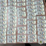 У Києві затримали жінку, яка на першому побаченні викрала майже $50 тис