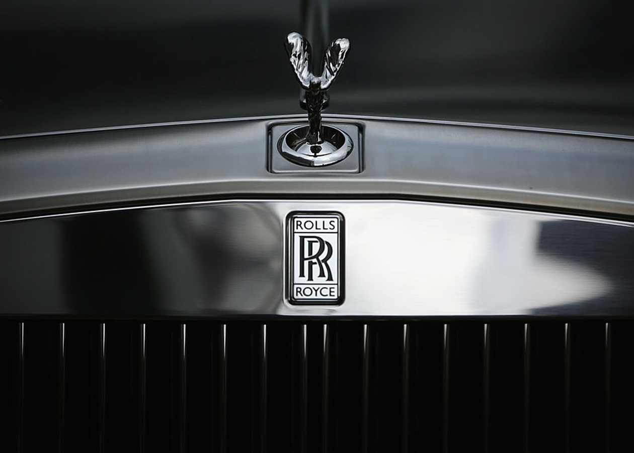 В Росії зріс попит на люксові Rolls-Royce і Ferrari