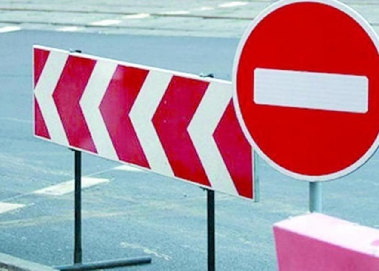 У Києві перекритий рух транспорту на низці маршрутів