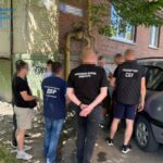 Підполковника поліції затримали на хабарі на Хмельниччині