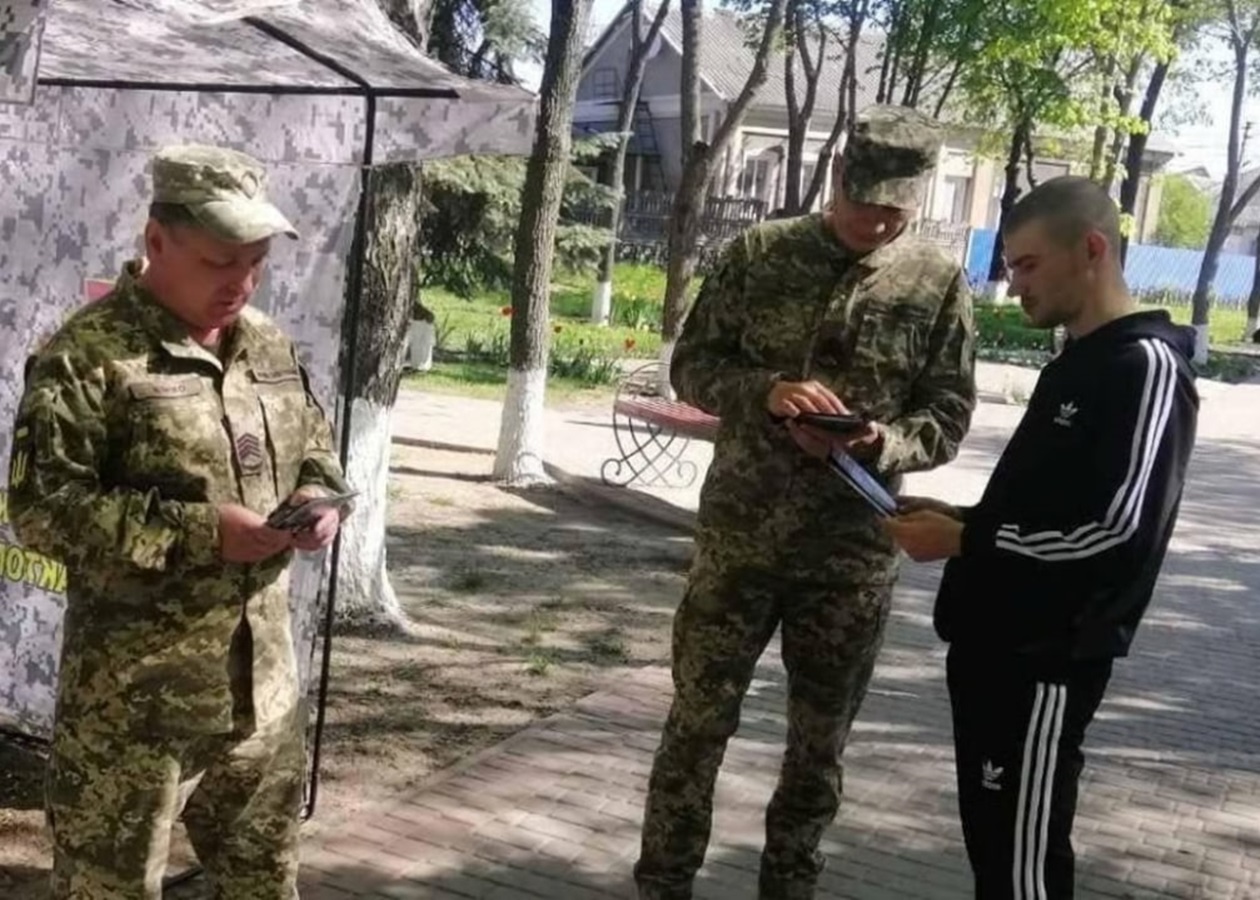 В ОП прокоментували конфлікти між цивільними і ТЦК