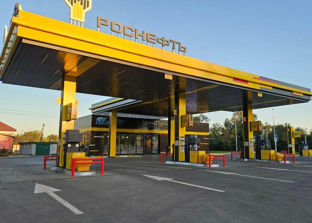 В Росії ціни на бензин другий день поспіль б'ють рекорди